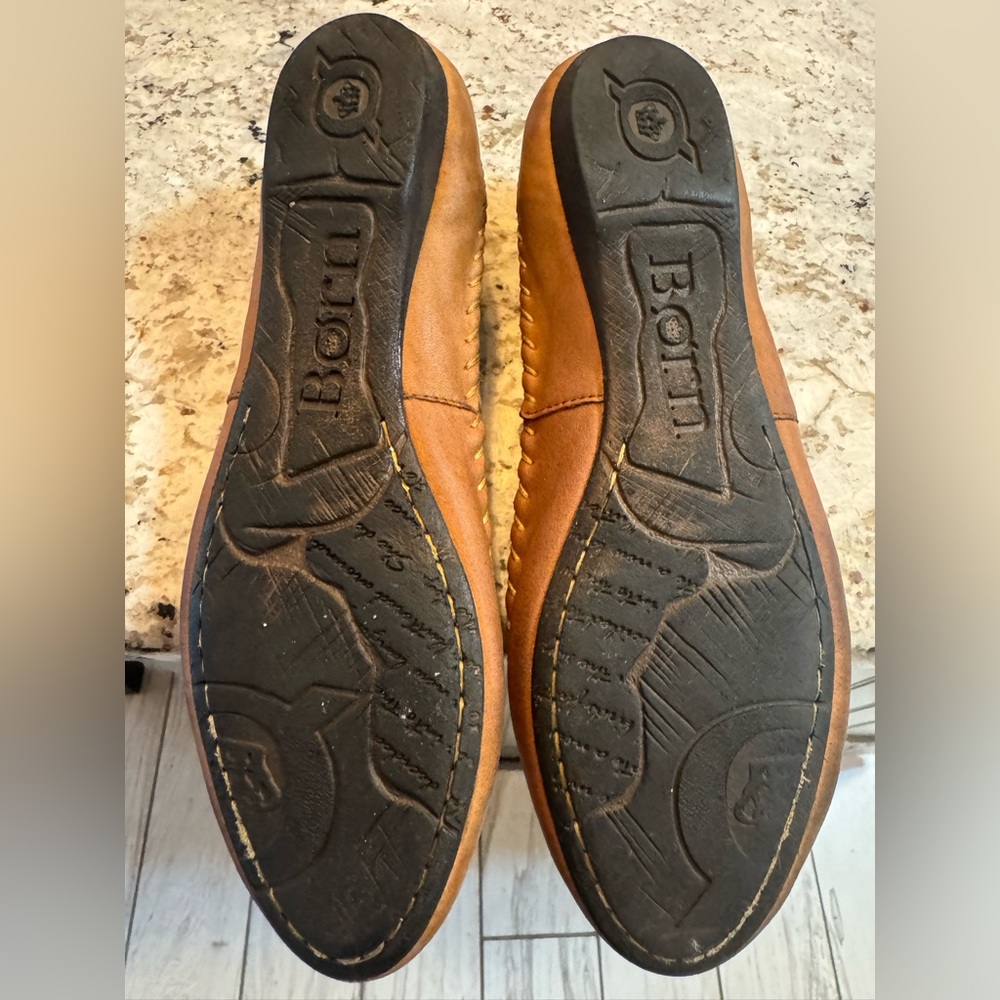 Born Women's Tan Leather Flats‎ - Picture 7 of 7